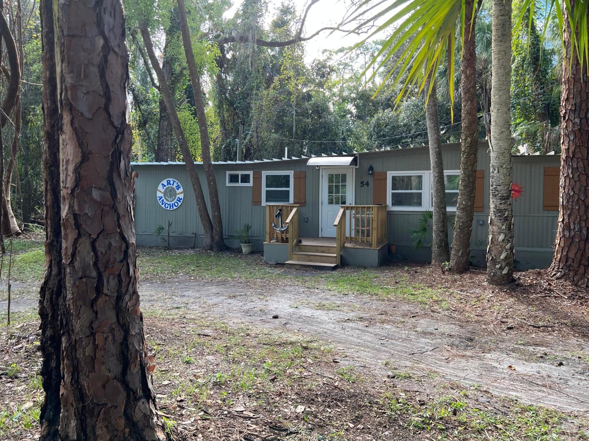 Nature Coast Inn & Cottages Inglis Exterior foto